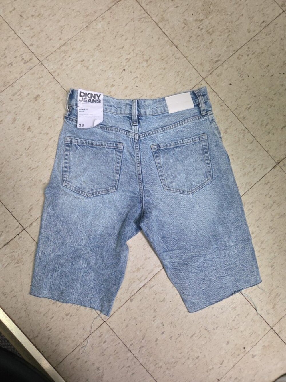 DKNY Jeans High Rise Jean Shorts Sz 28 NWT New